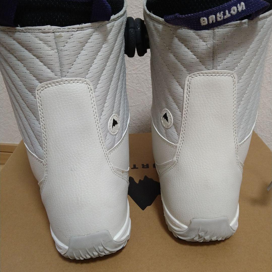 BURTONのスノーボードブーツ☆