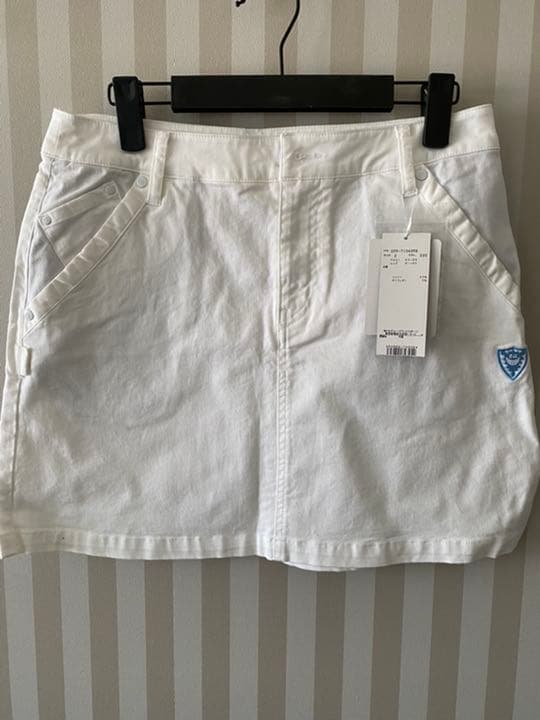 パーリーゲイツ  新品　スカート　白　サイズ2